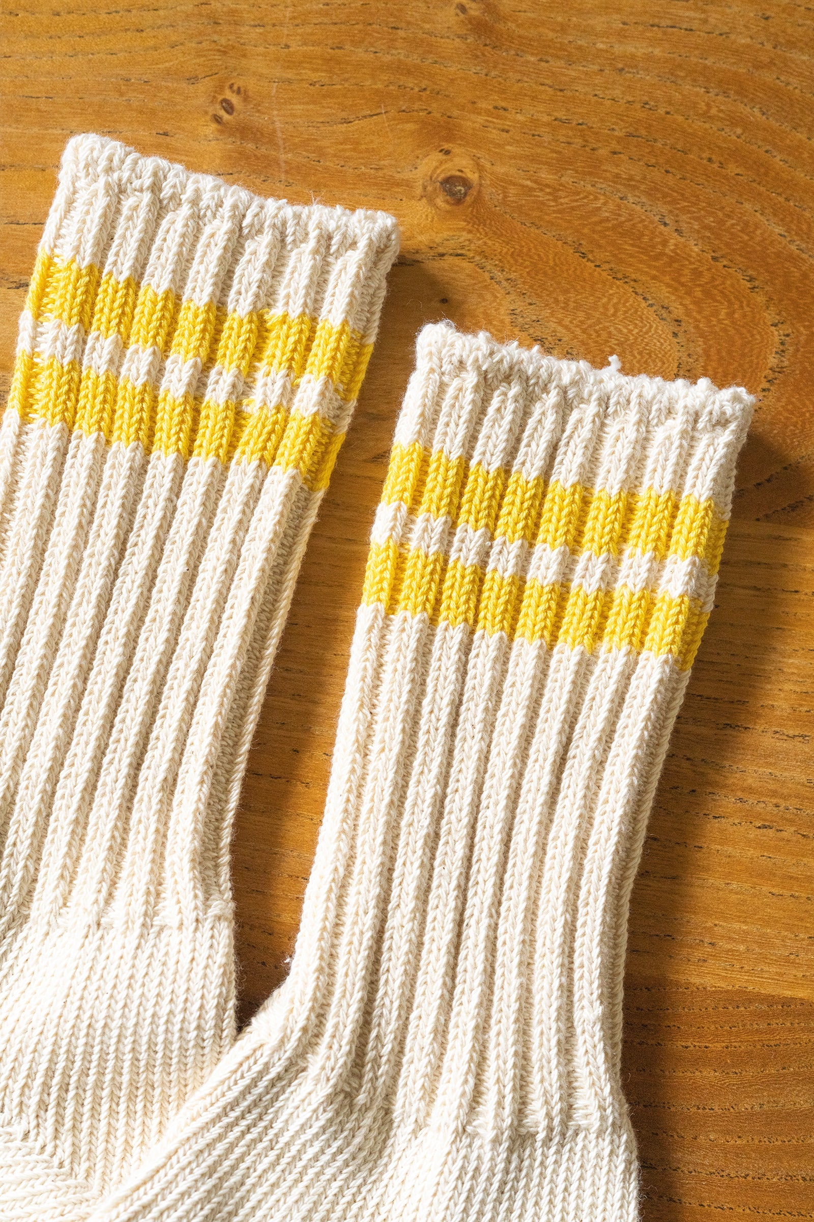 MSX01 (46) Denim Yarn Line Socks – Yellow