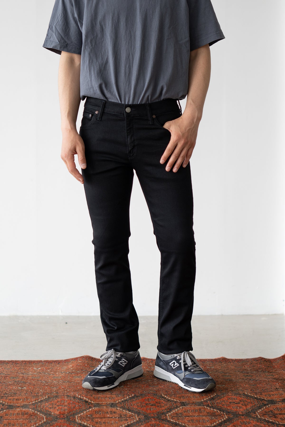 BJM305F (BK01) SKINNY