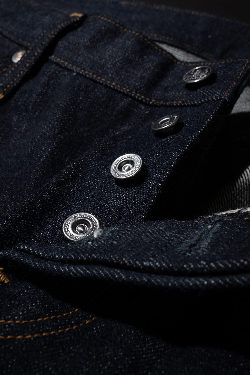 R009 (000) RARE JEANS SLIM