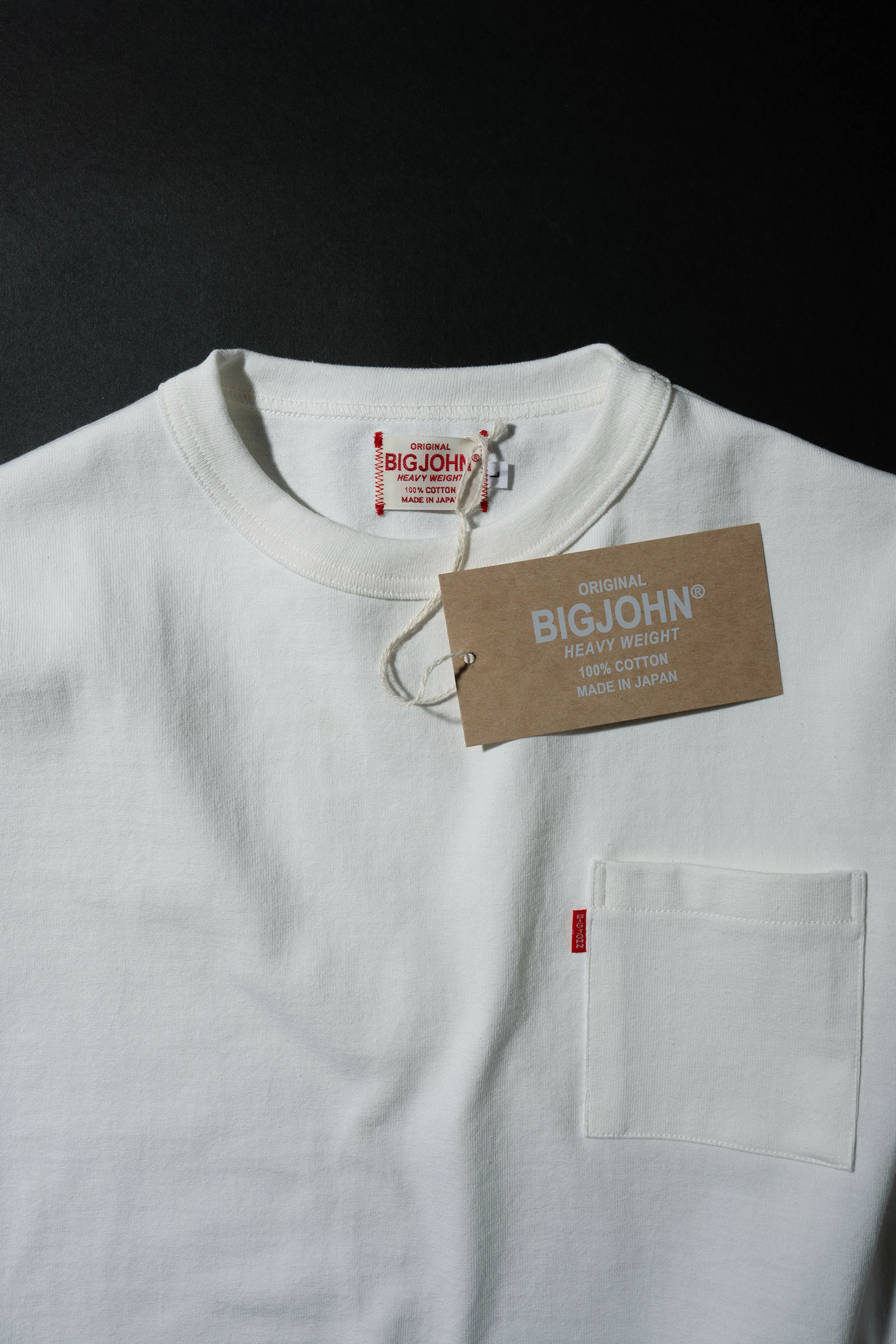 MHTS02M Magnum Weight SS Pocket Tee
