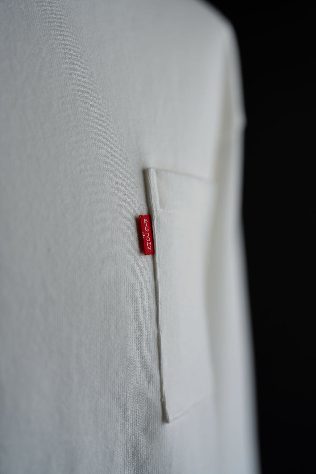 MHTS06M Magnum Weight LS Pocket Tee