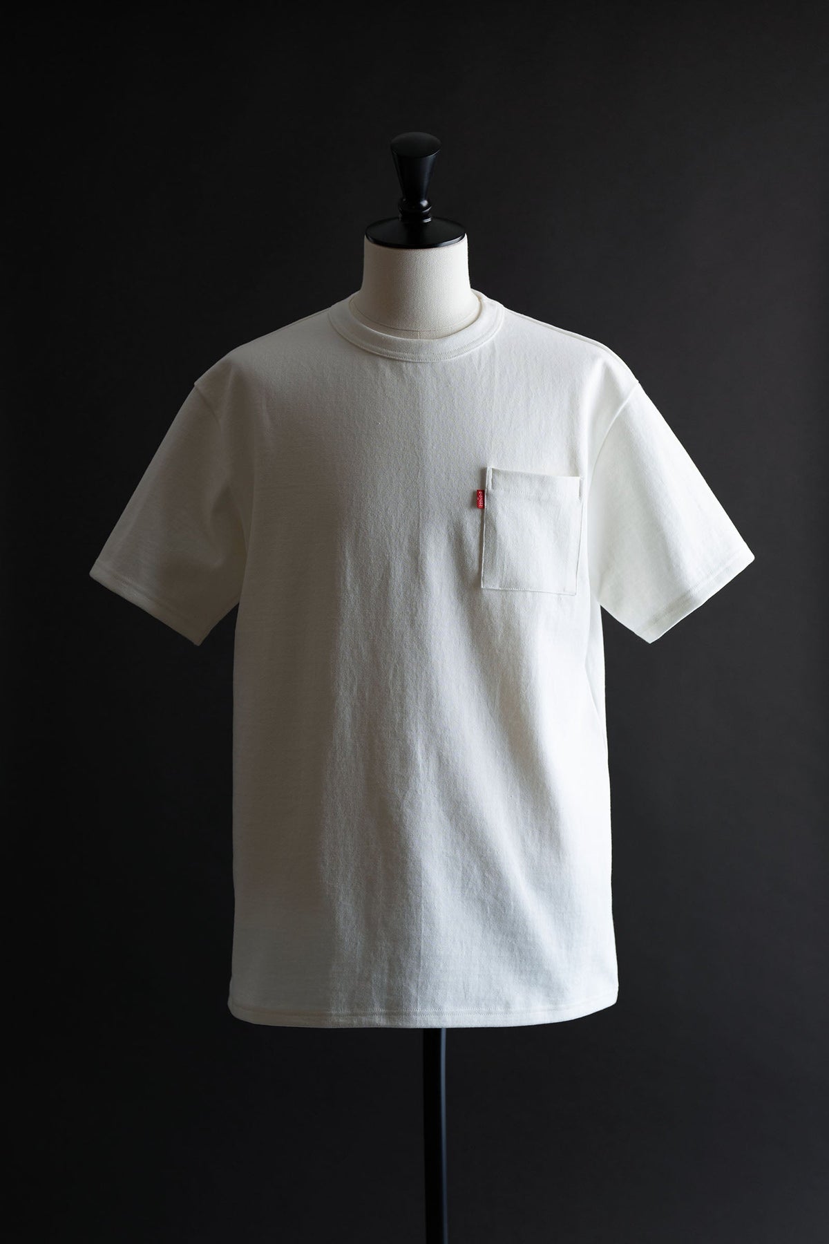 MHTS02M Magnum Weight SS Pocket Tee