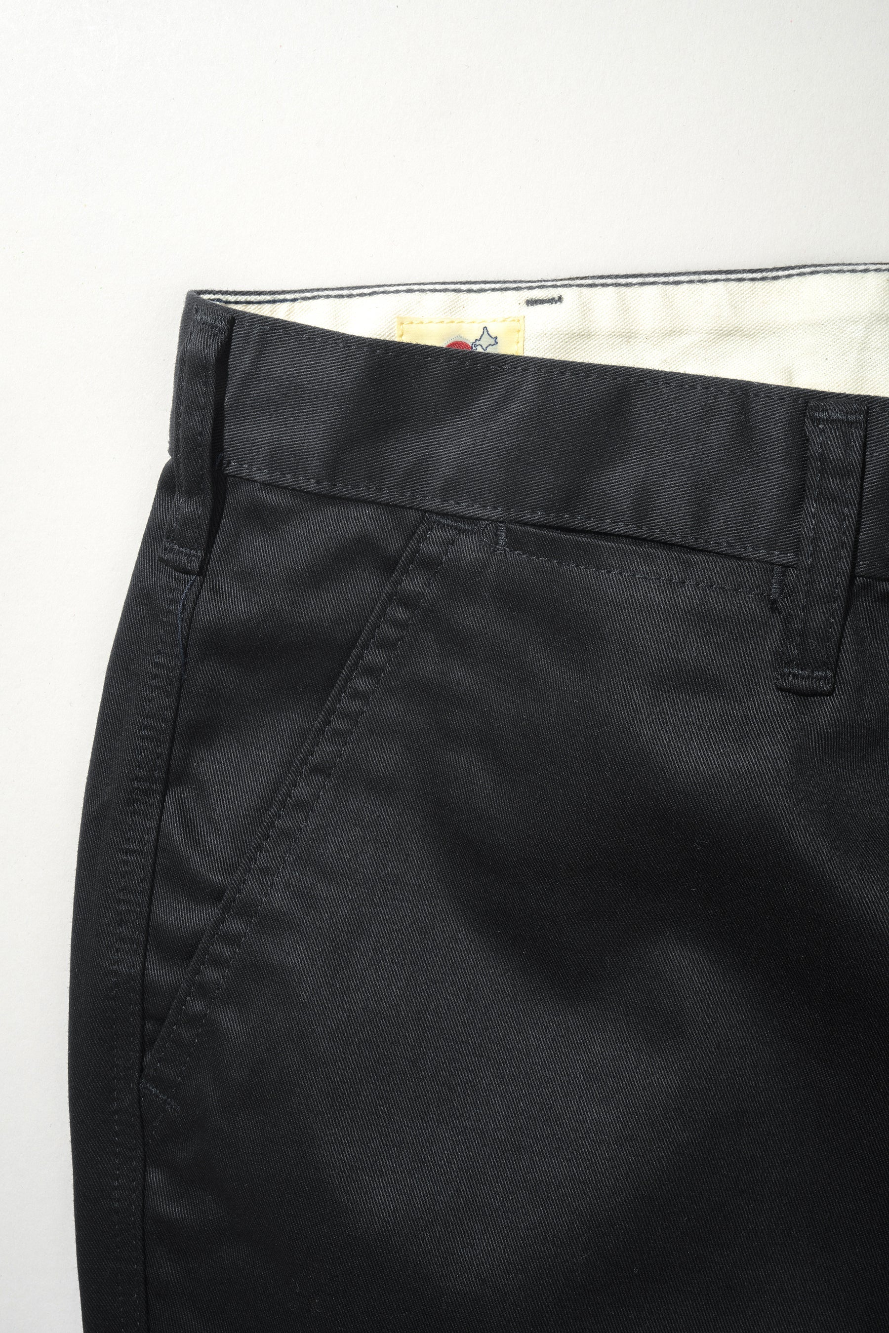 M803E(60) CLASSIC TROUSER CHINO