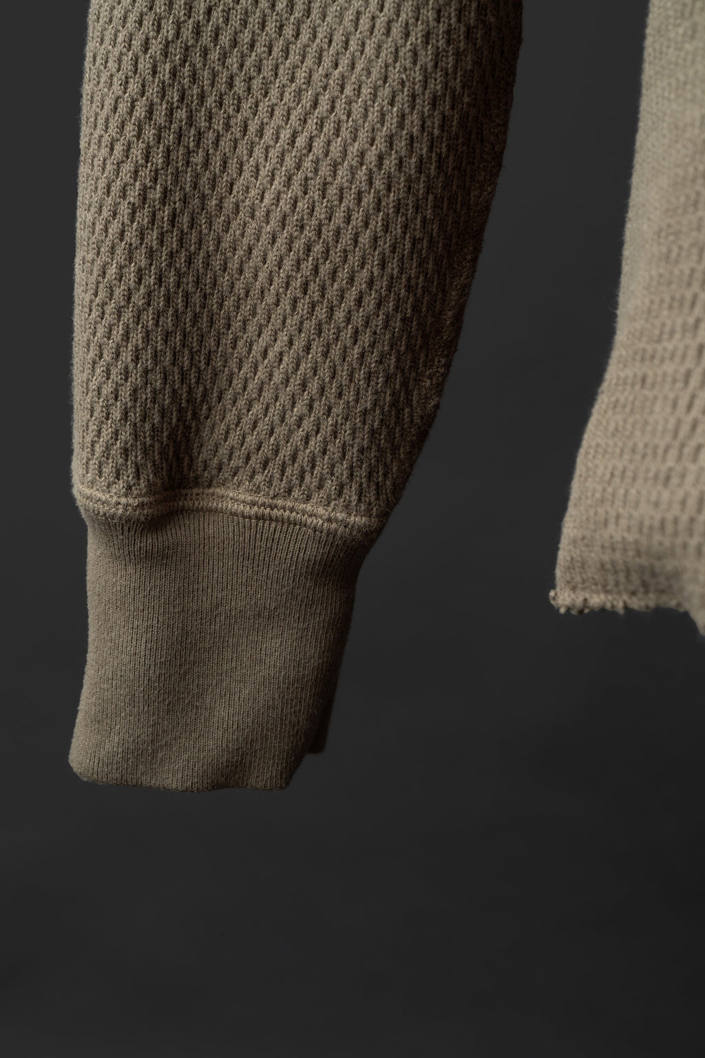 MTE005 (48) HEAVY THERMAL TEE