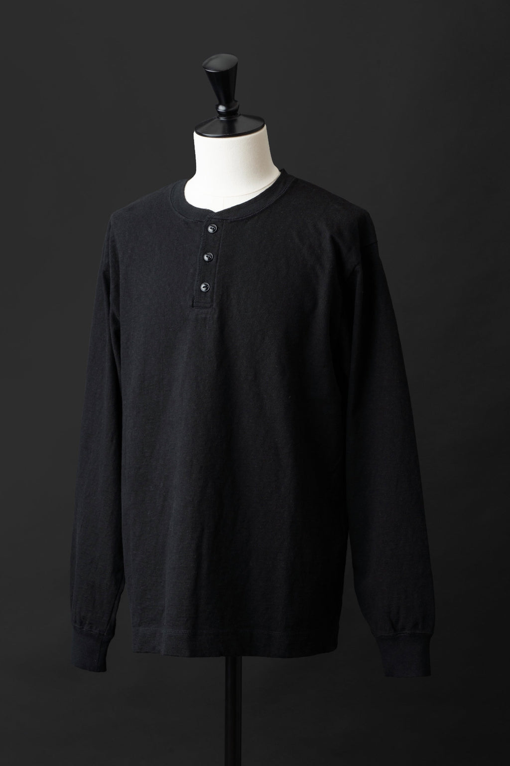 MTE014 (61) L/S HENLEY NECK T-SHIRT