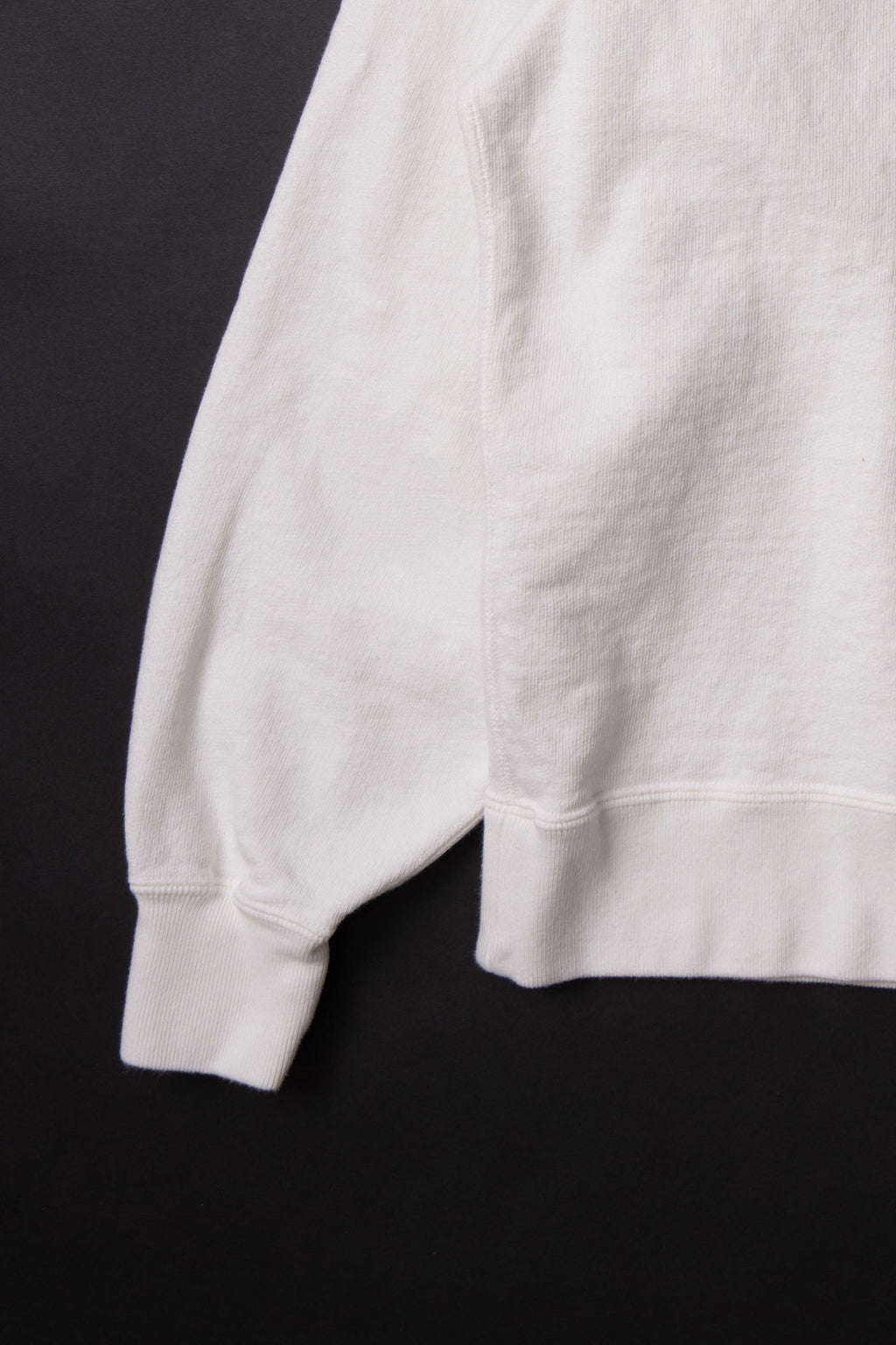 MTE008(69) [BEAVER] RAGLAN SLEEVES SWEAT | WHITE