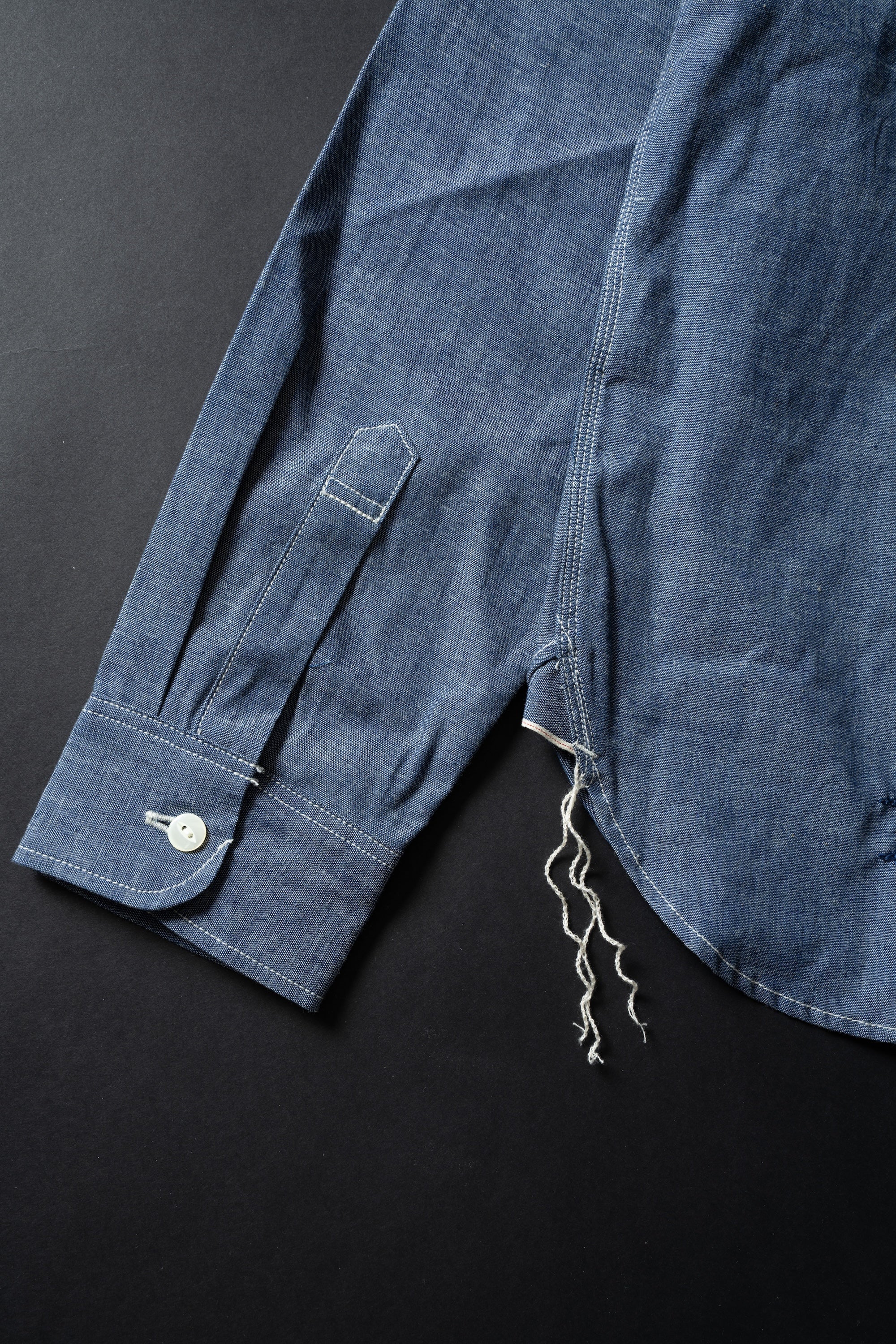 MS003R (01EB) Selvedge Chambray Shirt | Navy Emb