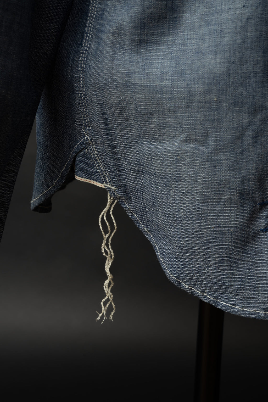 MS003R (01EB) Selvedge Chambray Shirt | Navy Emb