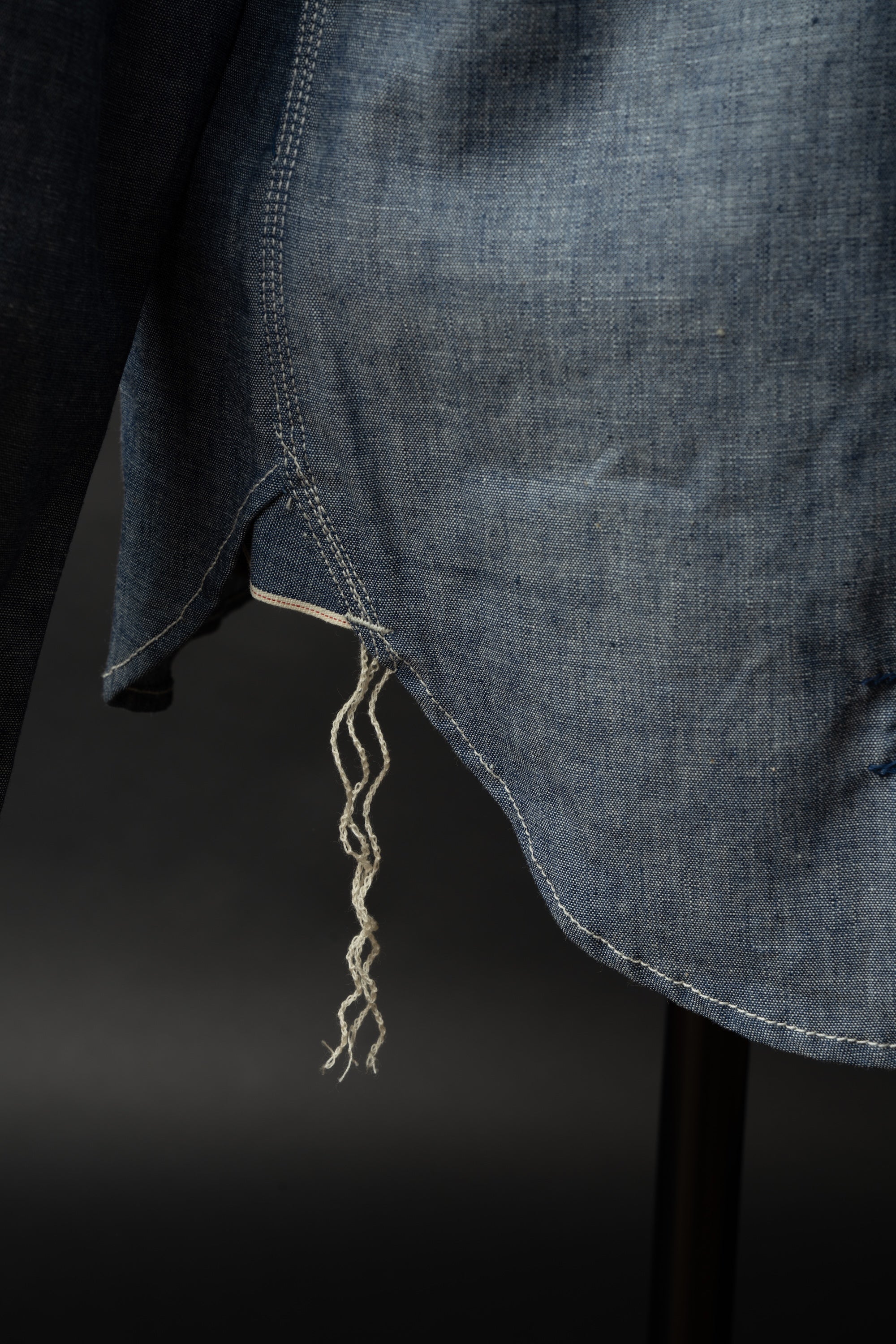 MS003R (01EB) Selvedge Chambray Shirt | Navy Emb