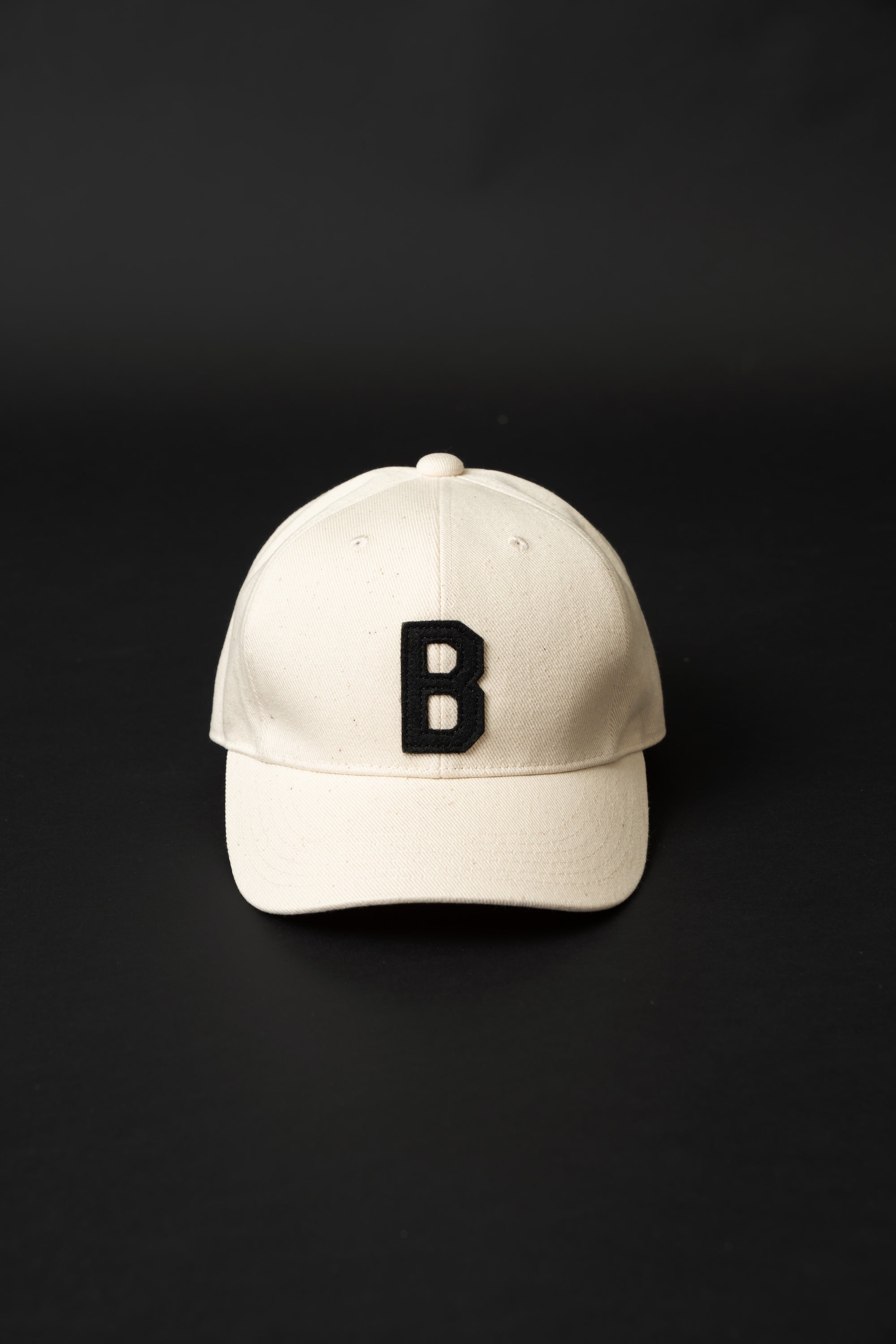 VBBJ049- (66 NATURAL) BJ BASEBALL B LOGO CAP