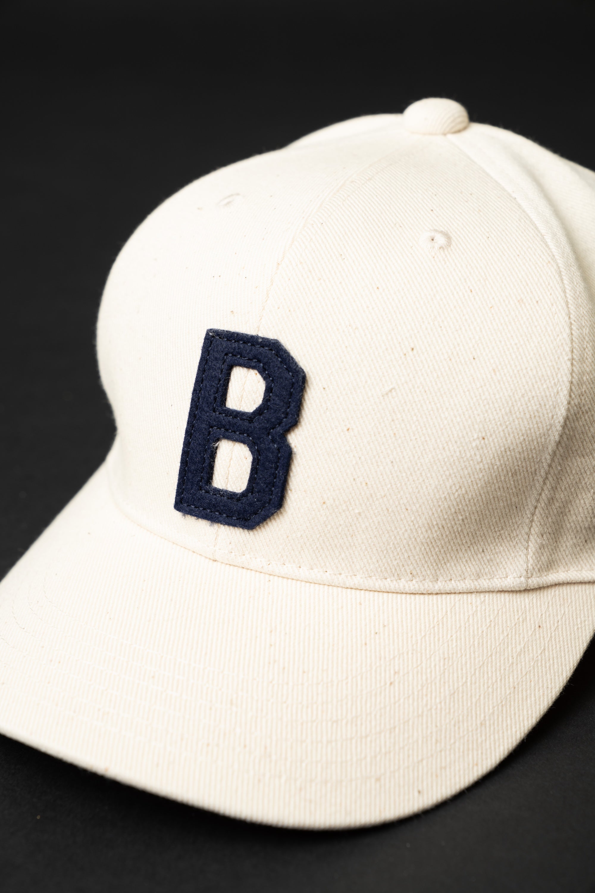VBBJ049- (66 NATURAL) BJ BASEBALL B LOGO CAP