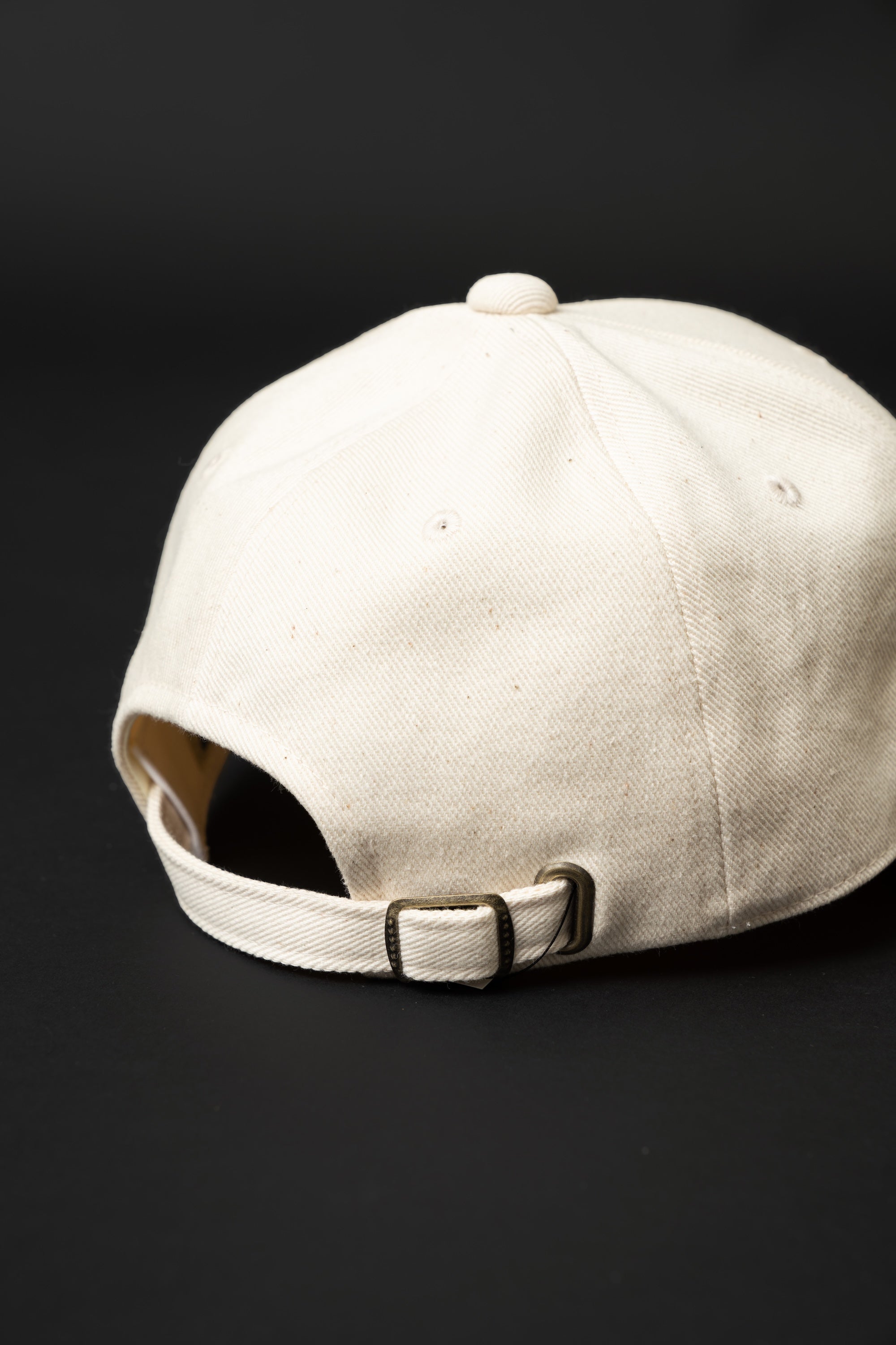 VBBJ049- (66 NATURAL) BJ BASEBALL B LOGO CAP