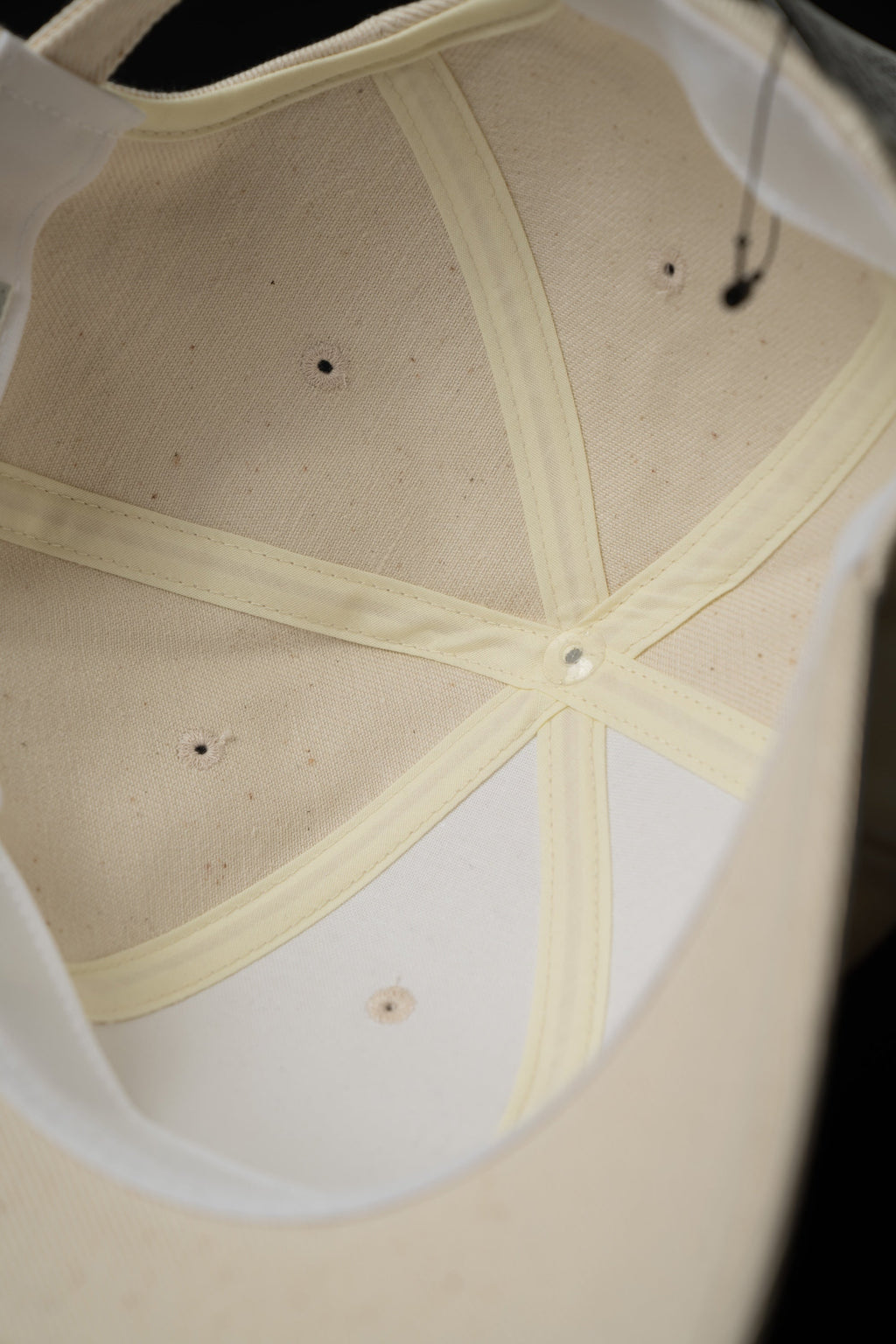 VBBJ049- (66 NATURAL) BJ BASEBALL B LOGO CAP