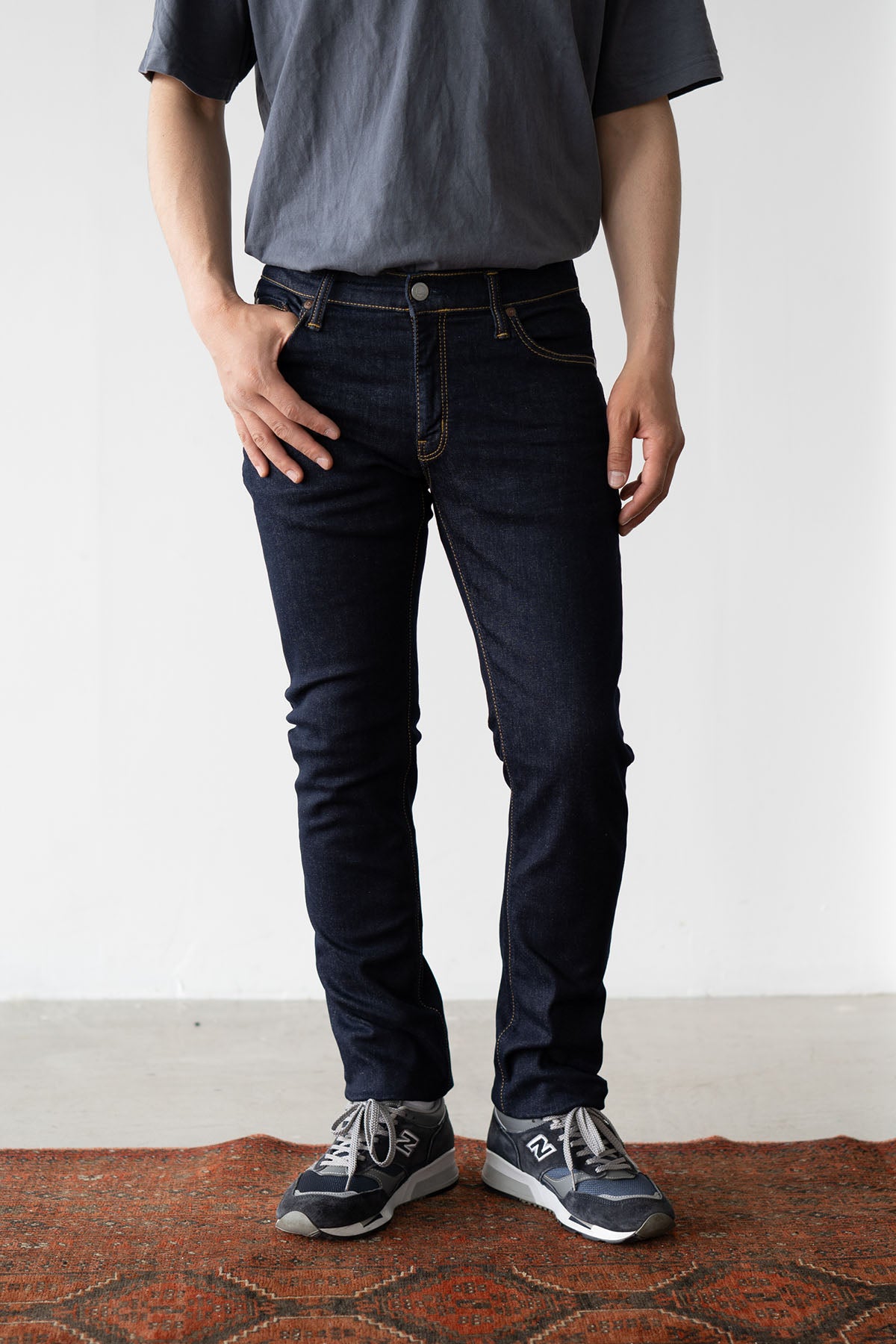 BJM305F (001) SKINNY