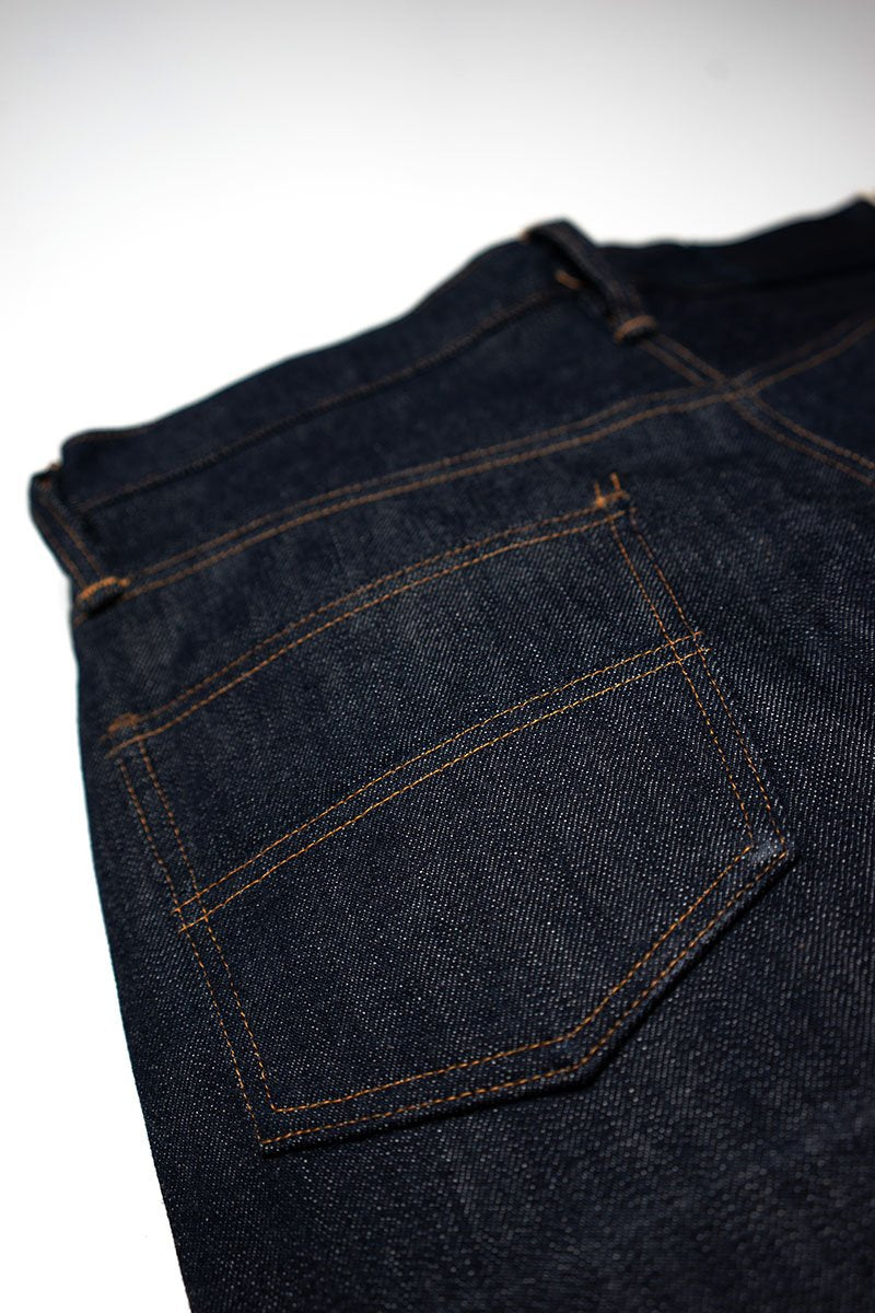 R008 (000W) RARE JEANS / Straight